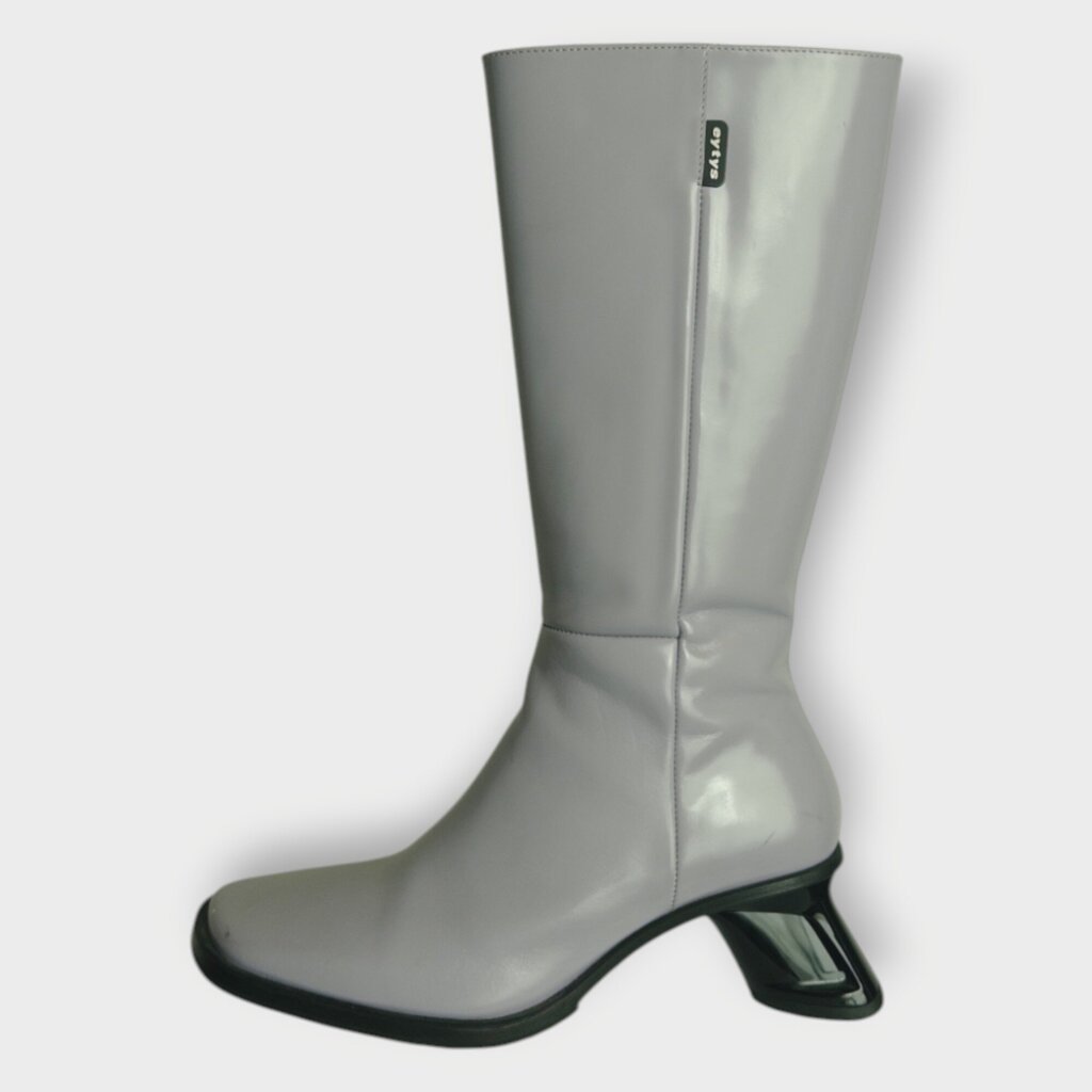 Heeled Boots