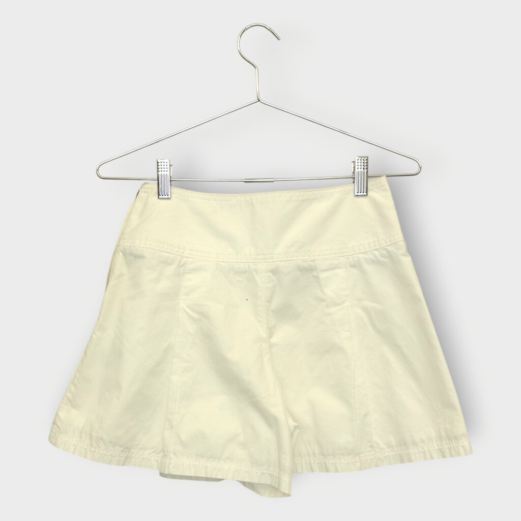 White Pleated Belt Detail Skort