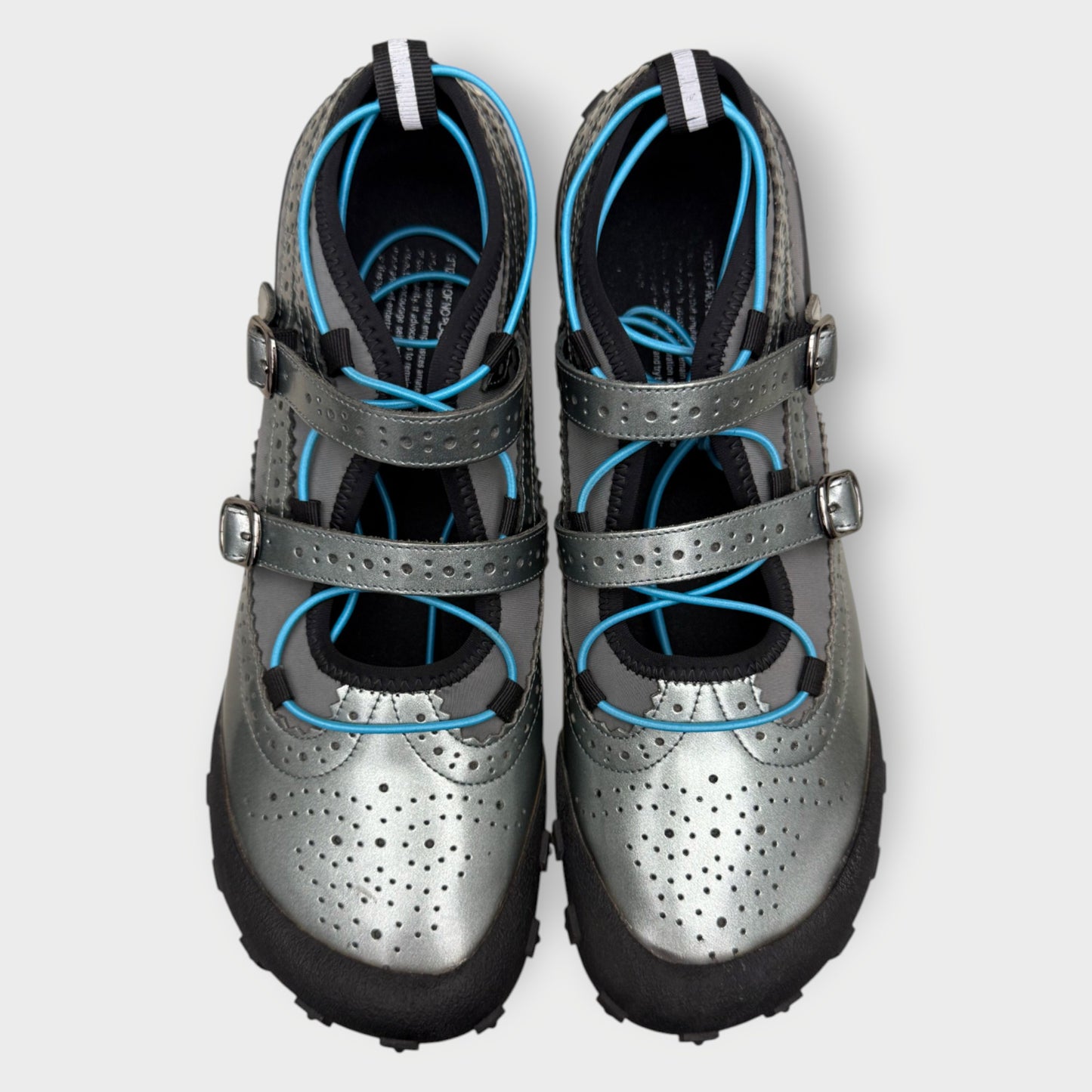 Buckle Blue Lace Sneakers