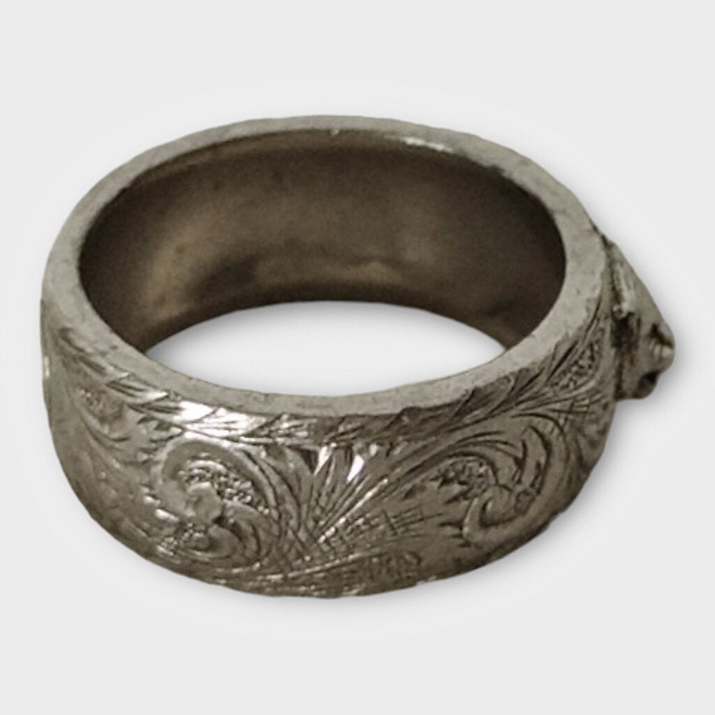 Sterling Silver Feline Band