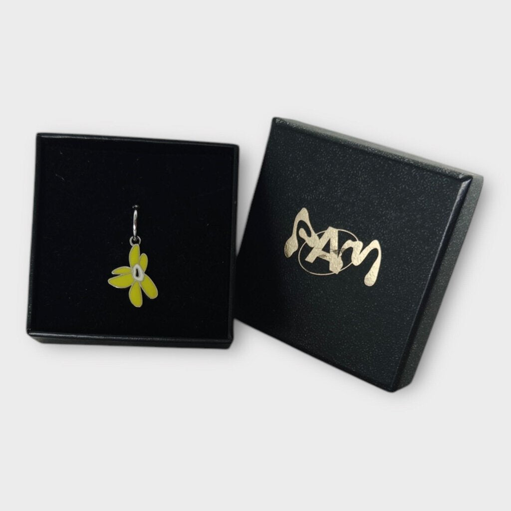 Flower Charm Sleeper Earring