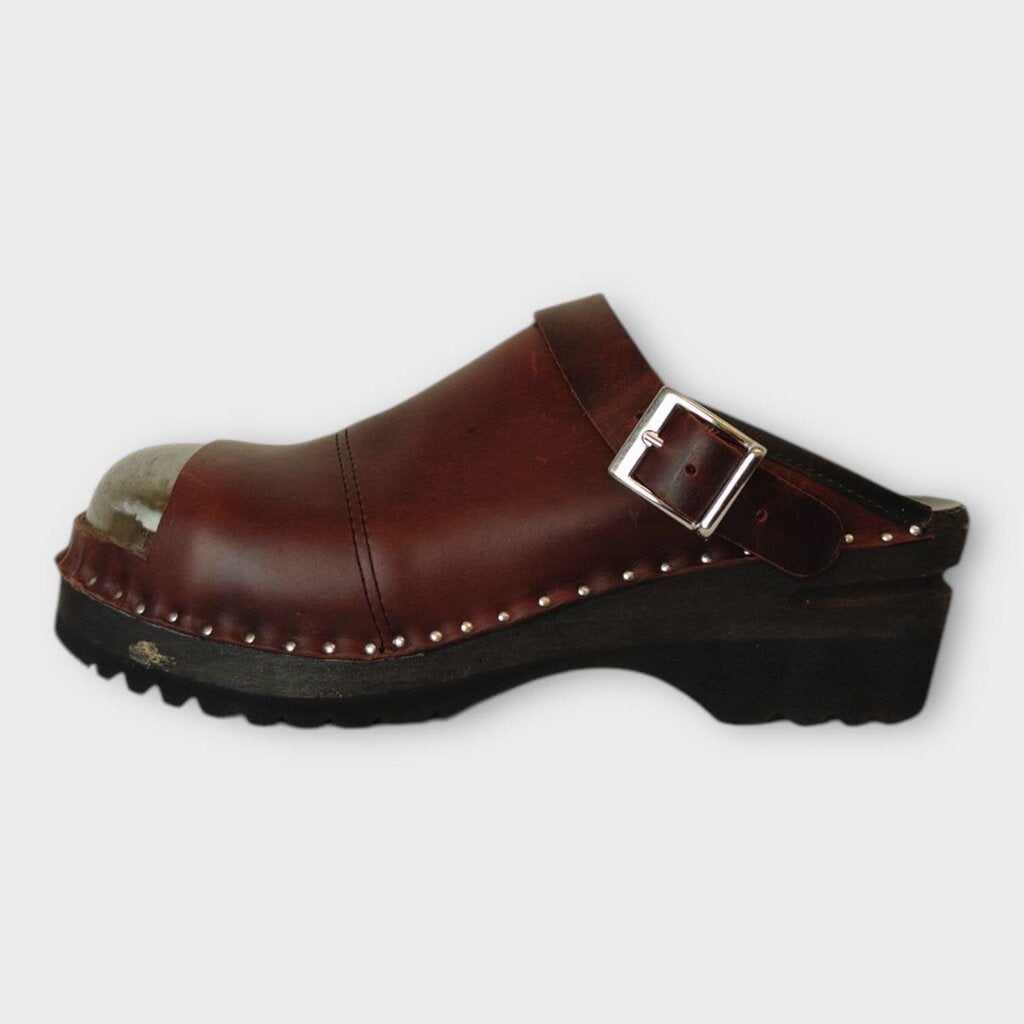 Maroon Leather Steel Toe Clogs