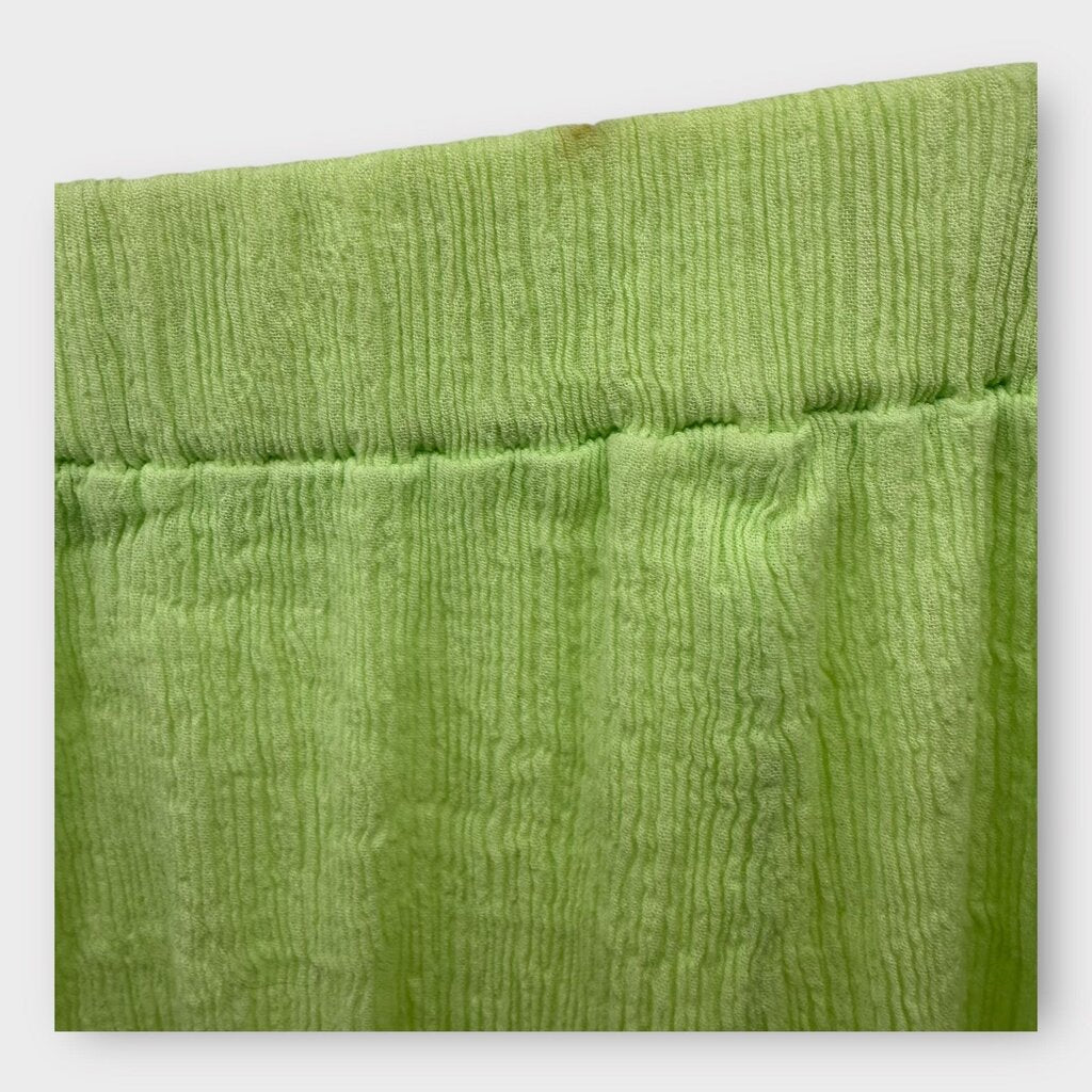 Haat by Issey Miyake Green Stretch Crinkle Relax Fit Pant