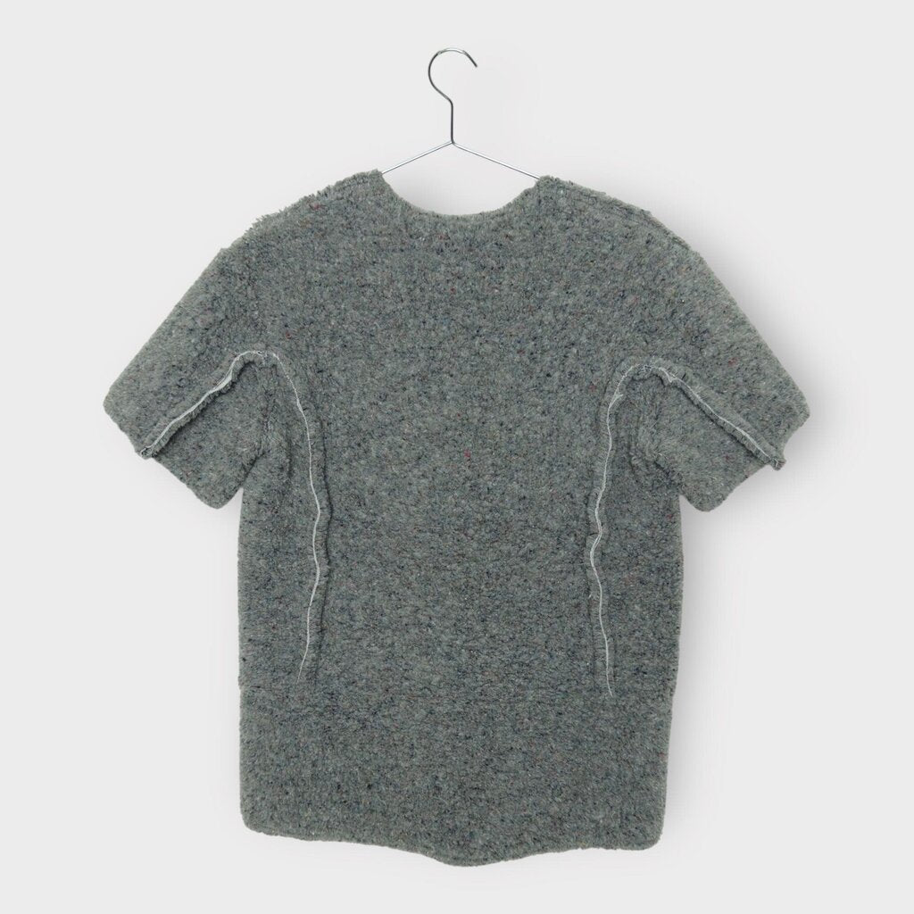AD22 Grey Shearling Seam Top