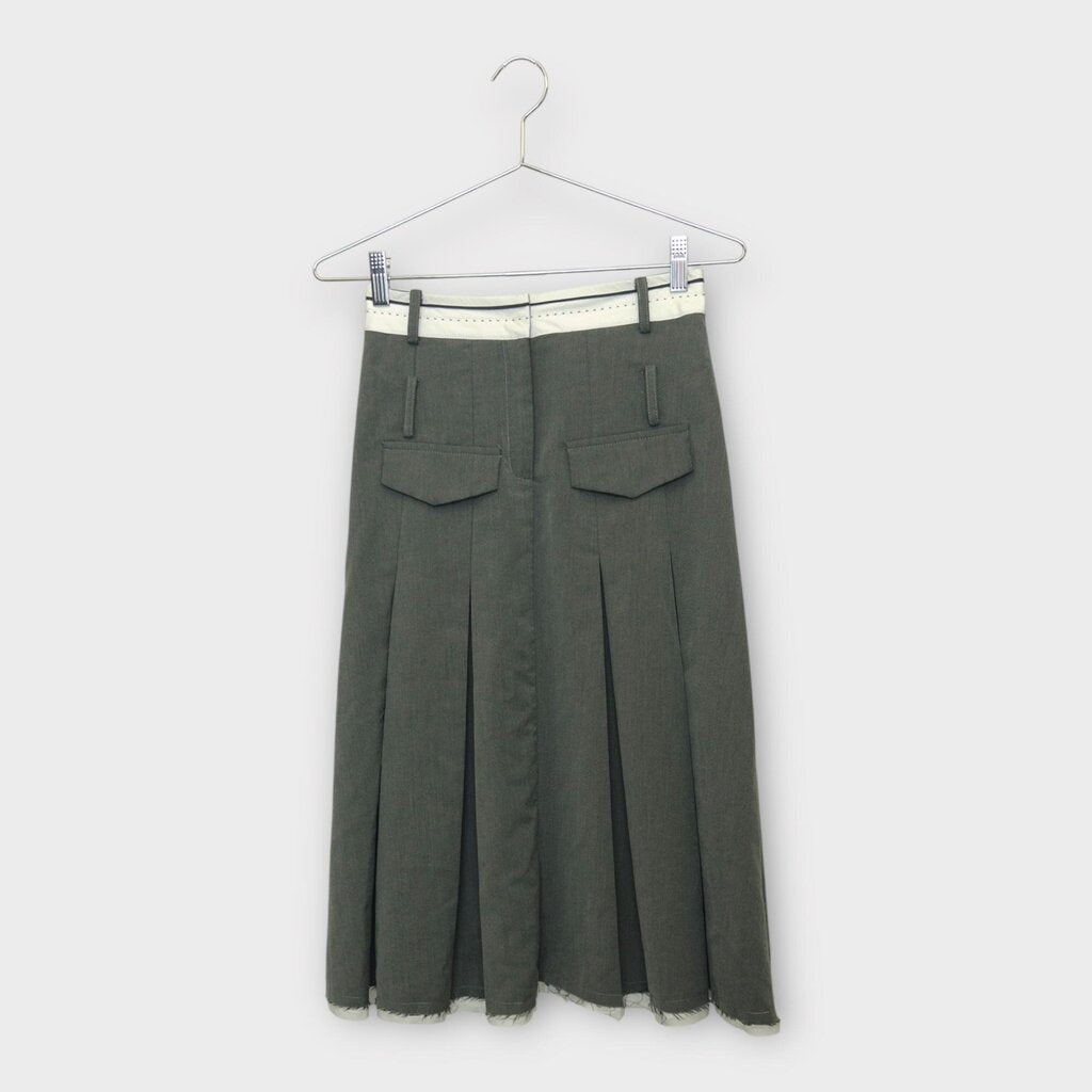Grey Pleat Skirt w White Waist