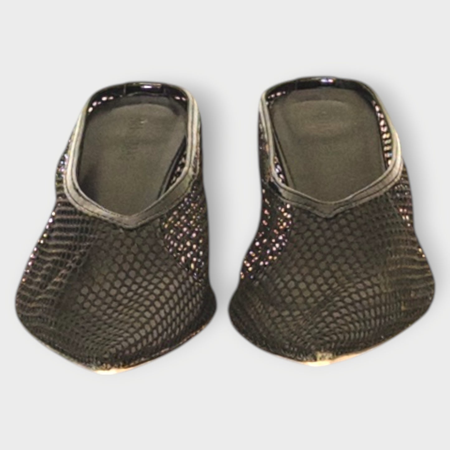 Gomez Mesh Pointed Toe Kitten Heel