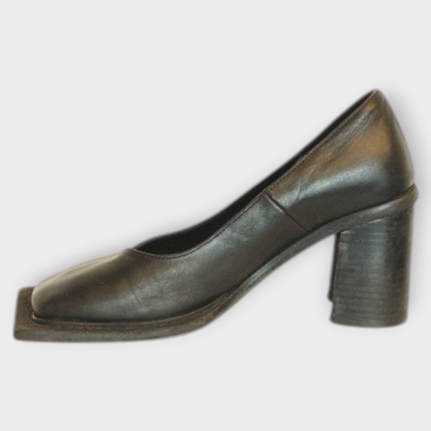 Howl Leather Pumps