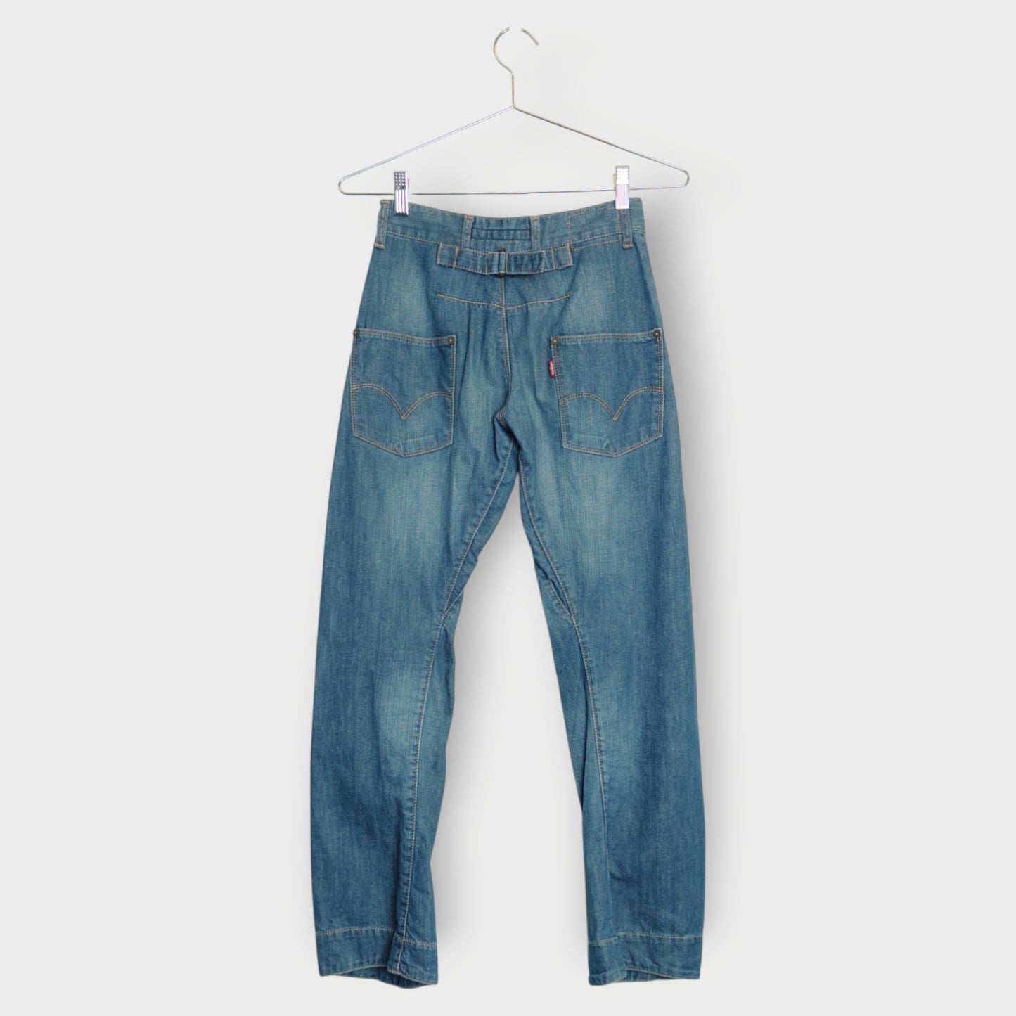 Back Belt Jeans