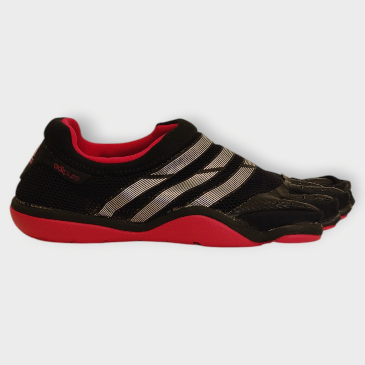 Adipure 5 Toe Shoes