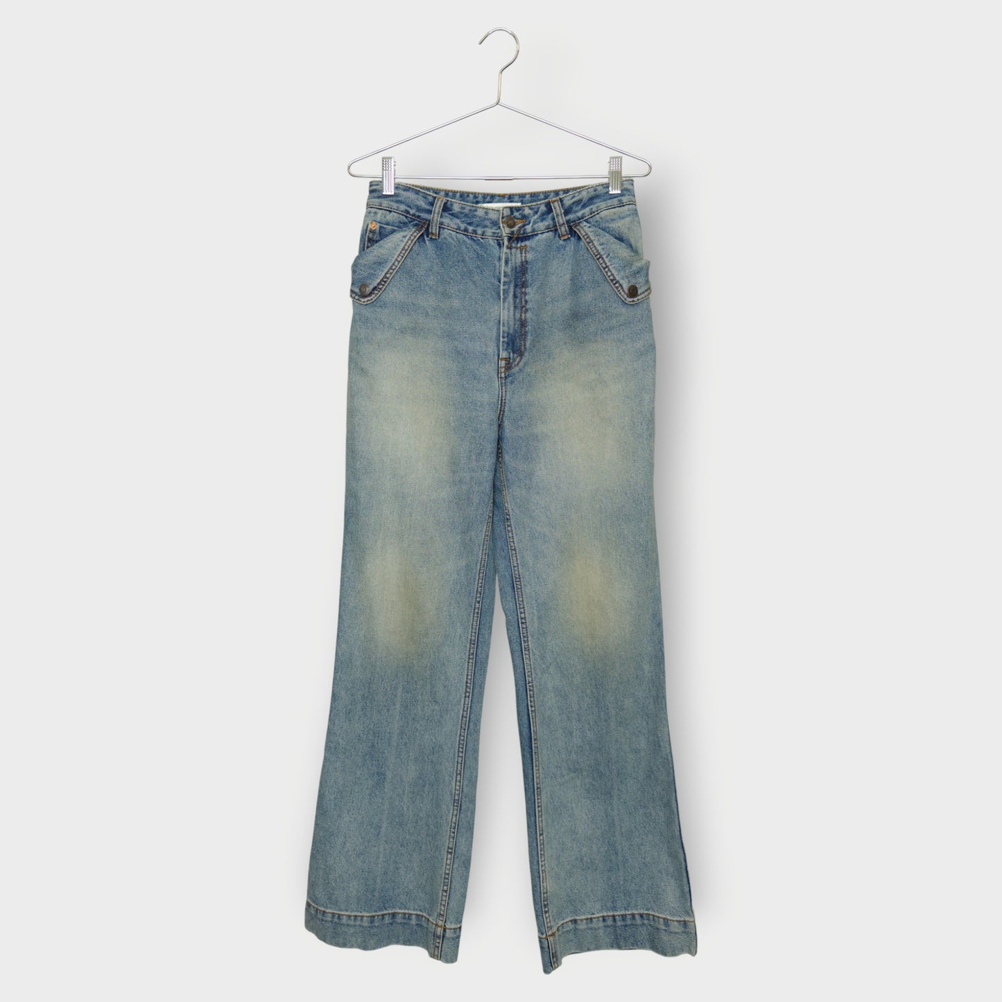 Pocket Aged Flare Jeans