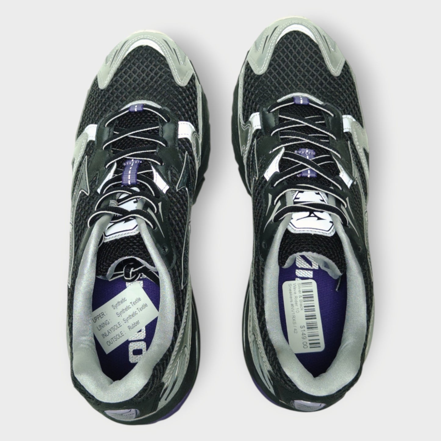 Wave Rider 10 Sneakers