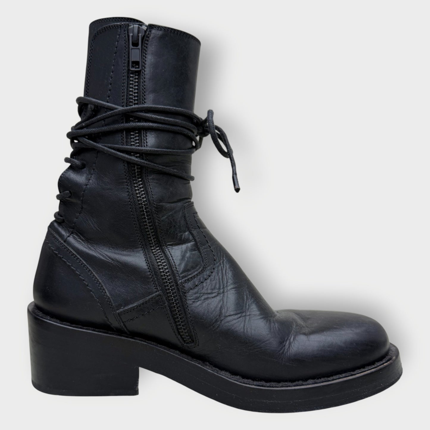 Leather Back Lace Henrica Boots