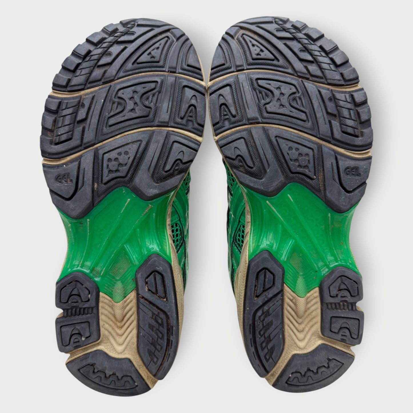 Gel-Kayano Legacy Sneaker