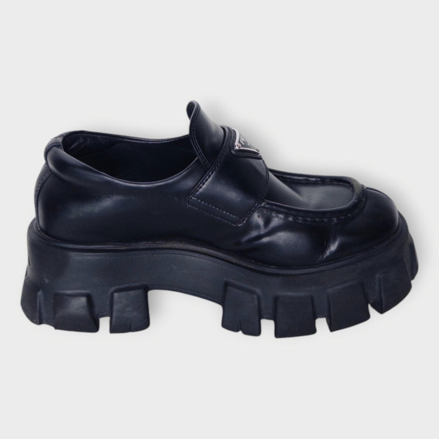 Leather Monolith Brushed Loafer