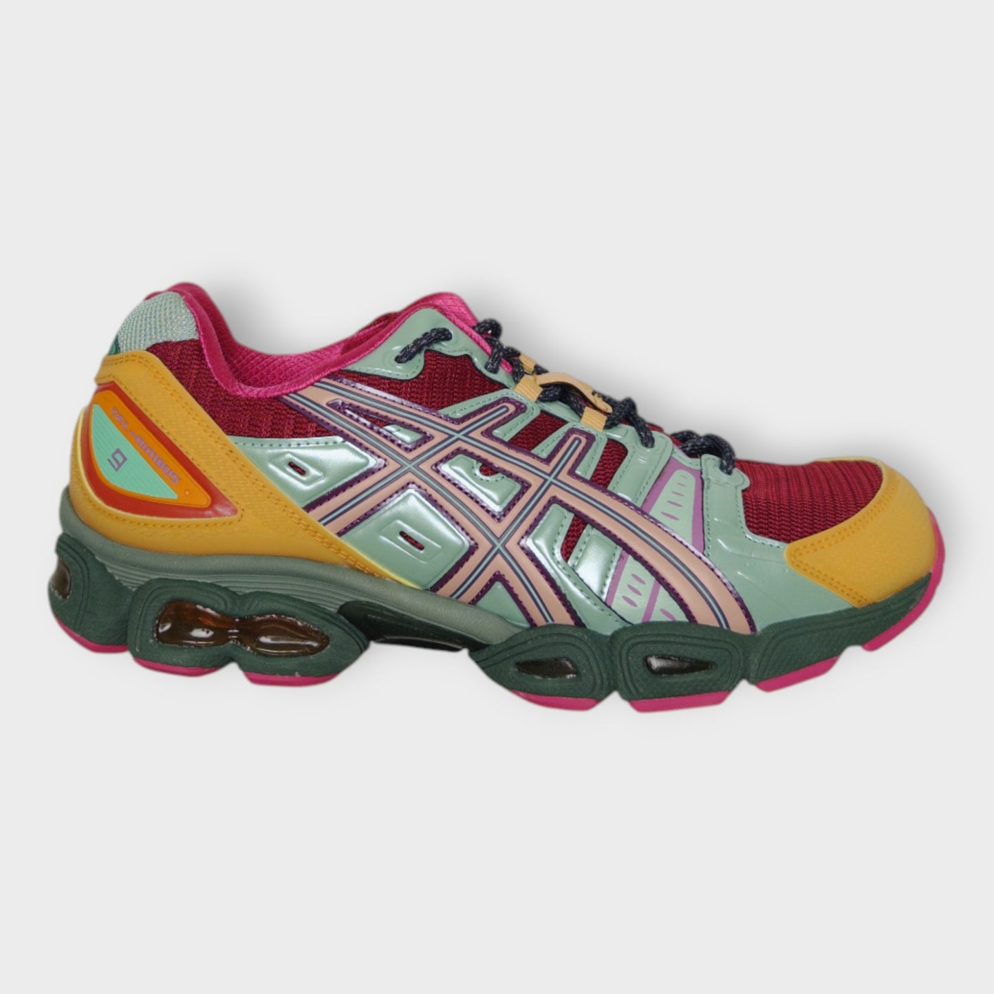 Gel Nimbus 9 Sneaker
