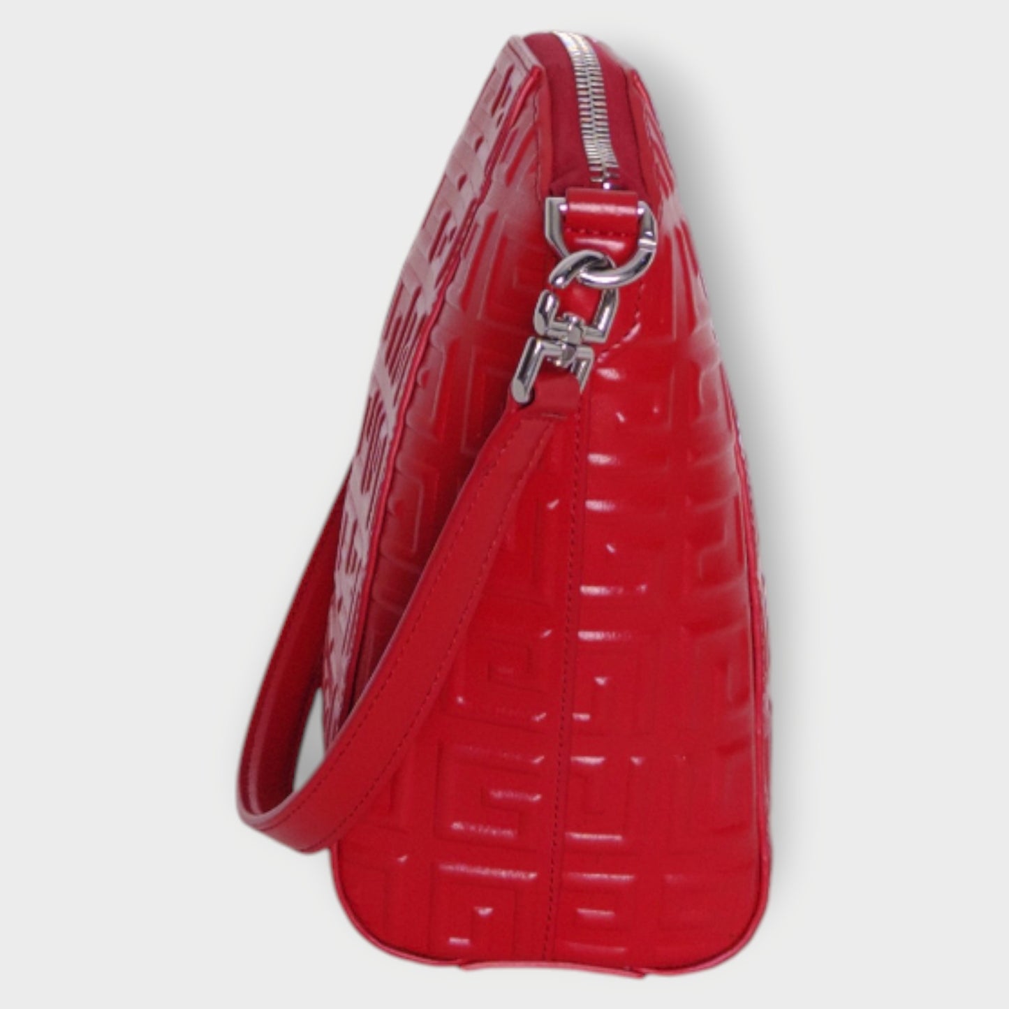 Embossed Vertical Antigona Bag