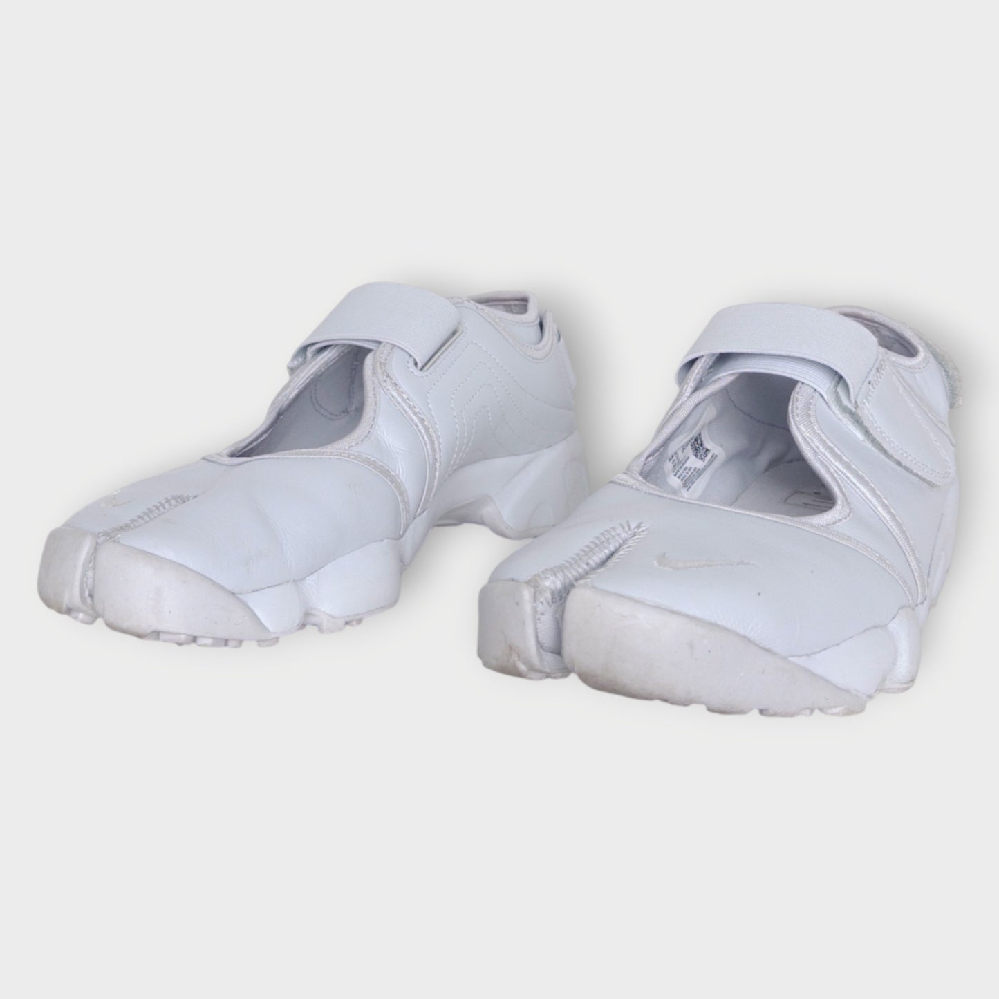 Leather Air Rift Tabi Sneaker