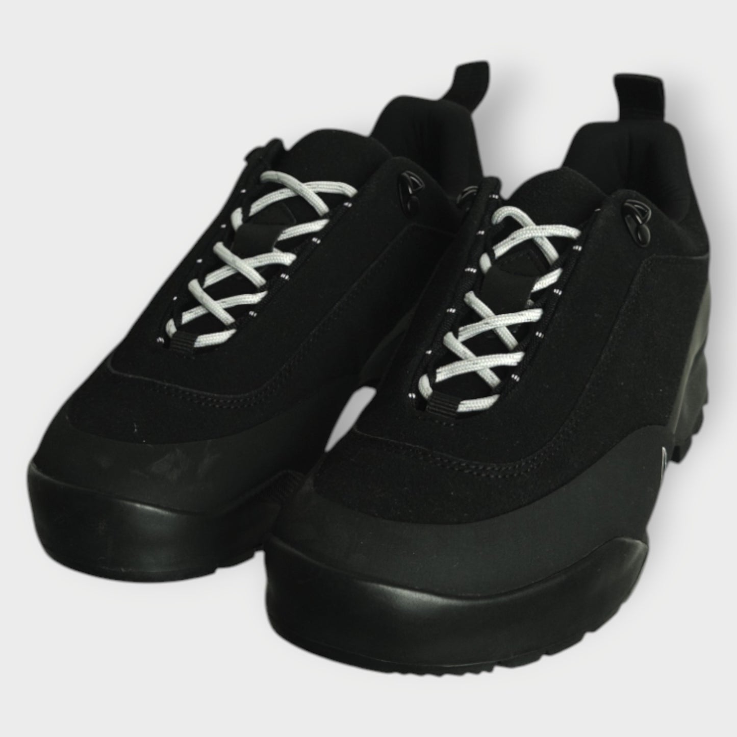 Cingino Suede & Rubber Sneakers