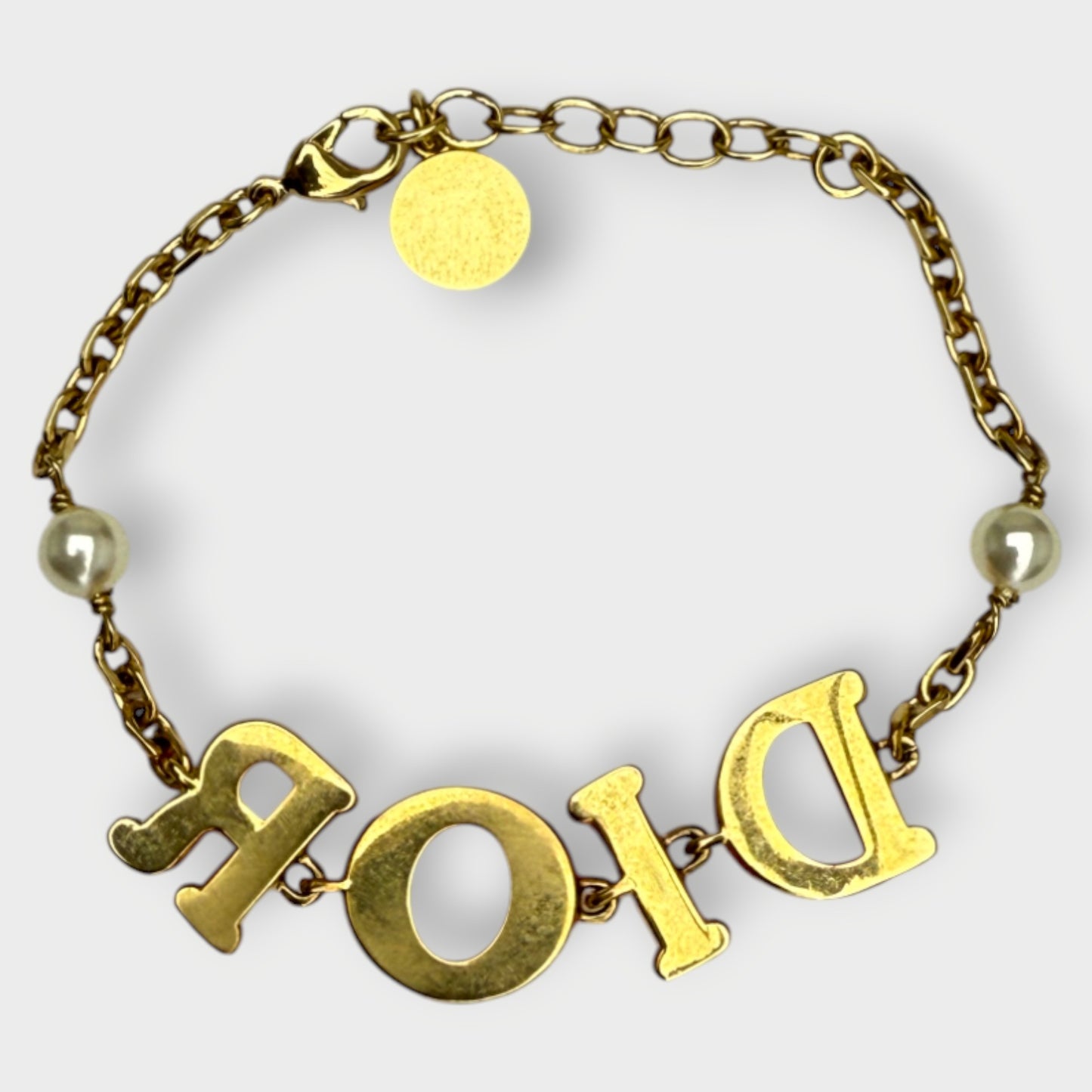 Dio(r)evolution Resin Pearl Bracelet