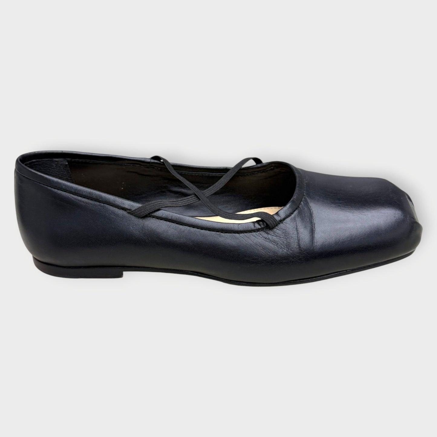 Leather Cross Pointe Ballet