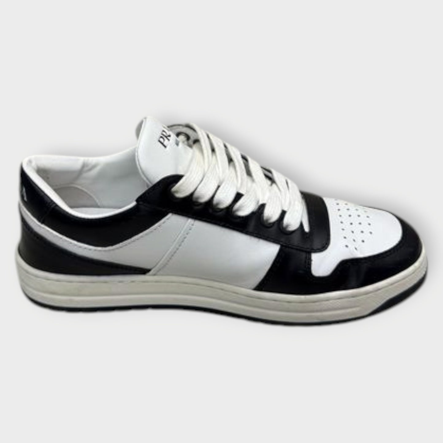 Downtown Leather Sneaker