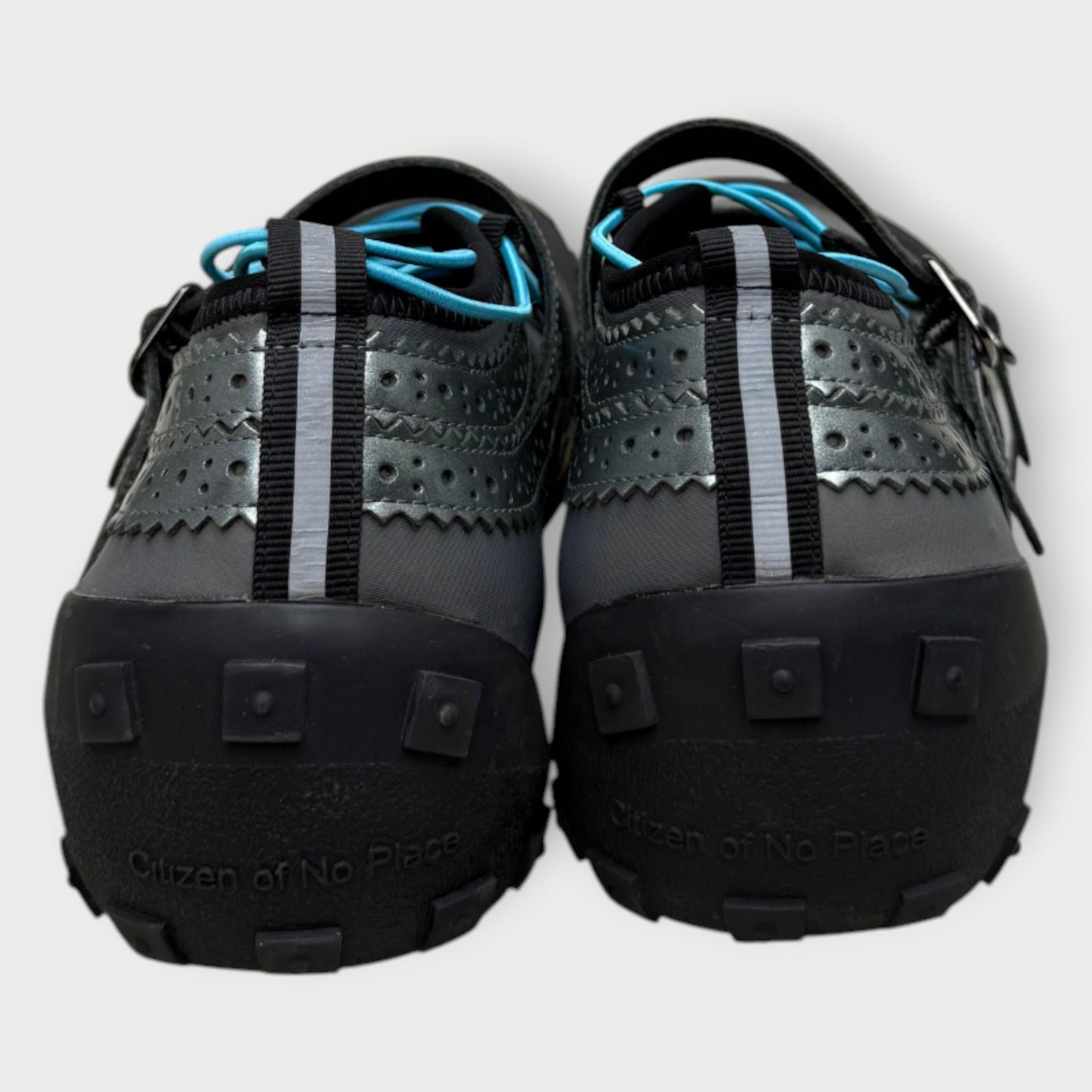 Buckle Blue Lace Sneakers