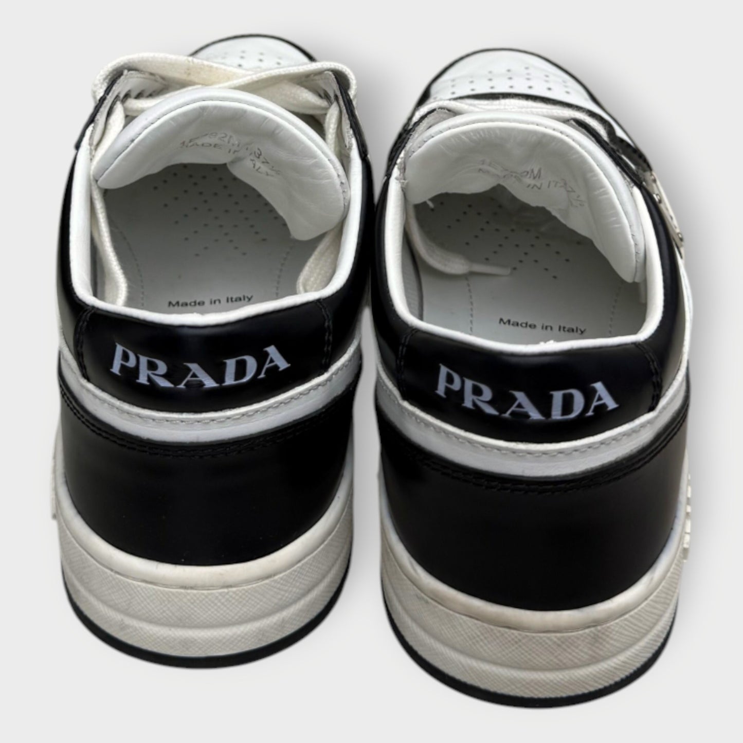 Downtown Leather Sneaker