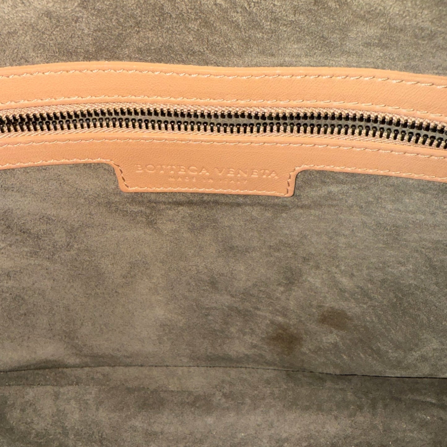 Intrecciato Woven Shoulder Bag