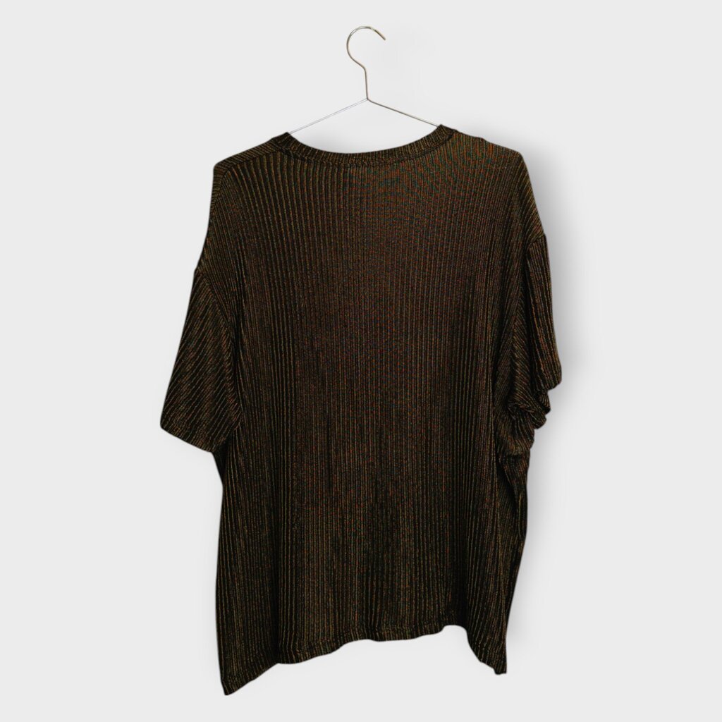 Gold & Black Rib Knit Tee