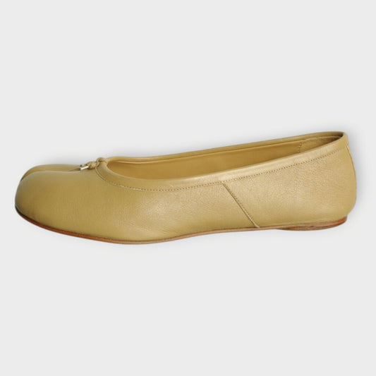 Leather Tabi Ballet Flats