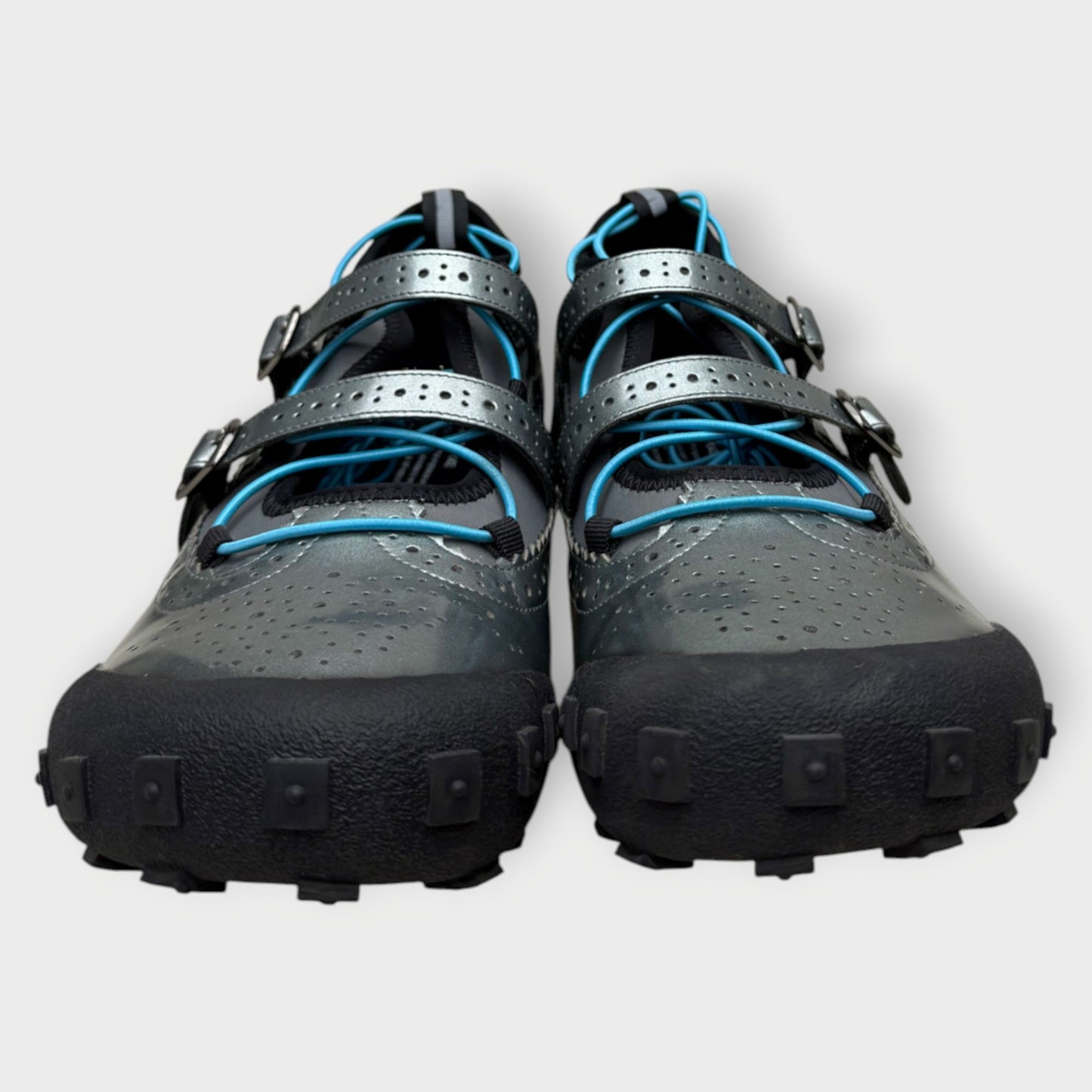 Buckle Blue Lace Sneakers