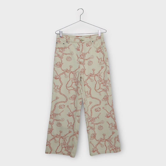 White Pink Seashell Print Magny Jeans