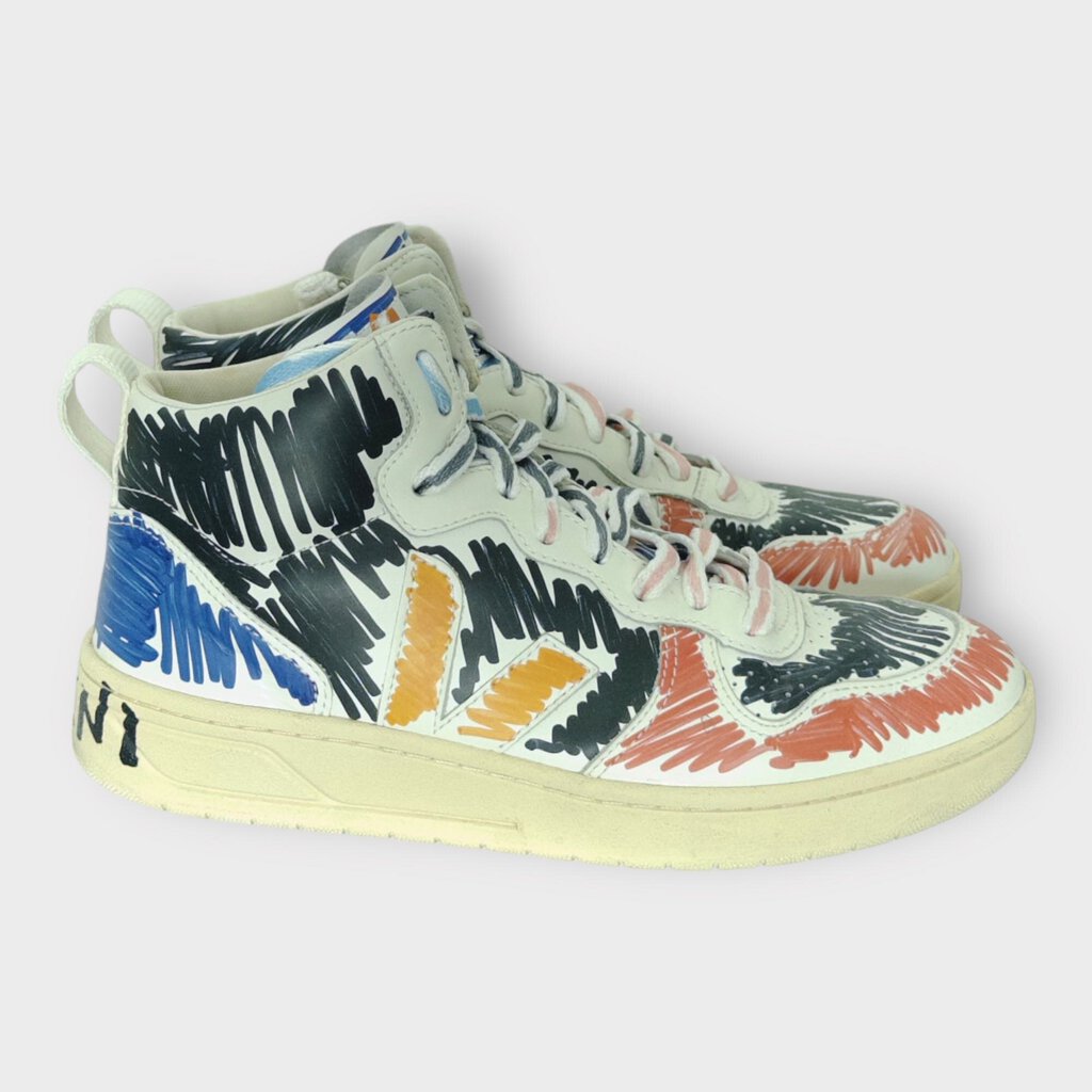 White Black Red Marker Print Hi Top Sneaker