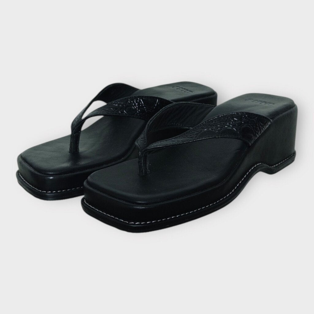 Black Leather Platform Thong Sandals