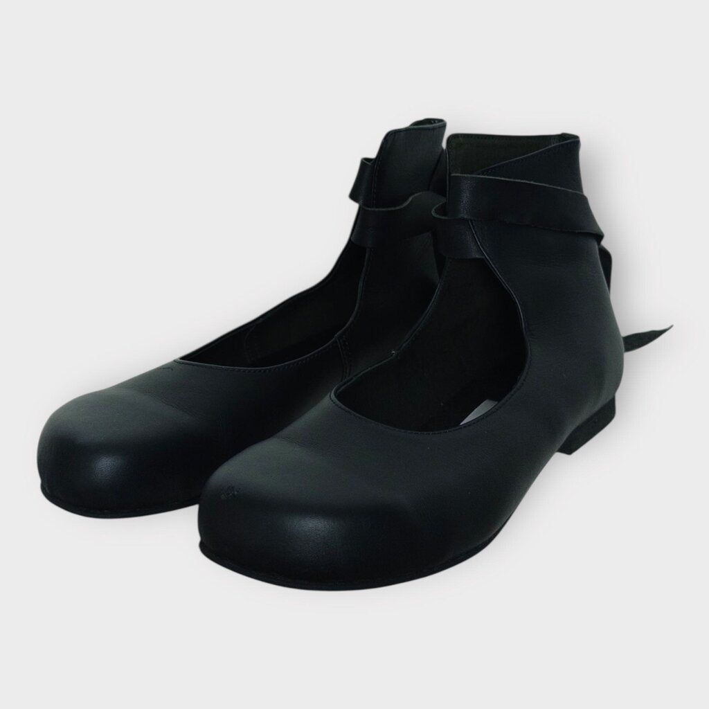 Black Leather Lace Up Ballet Flats