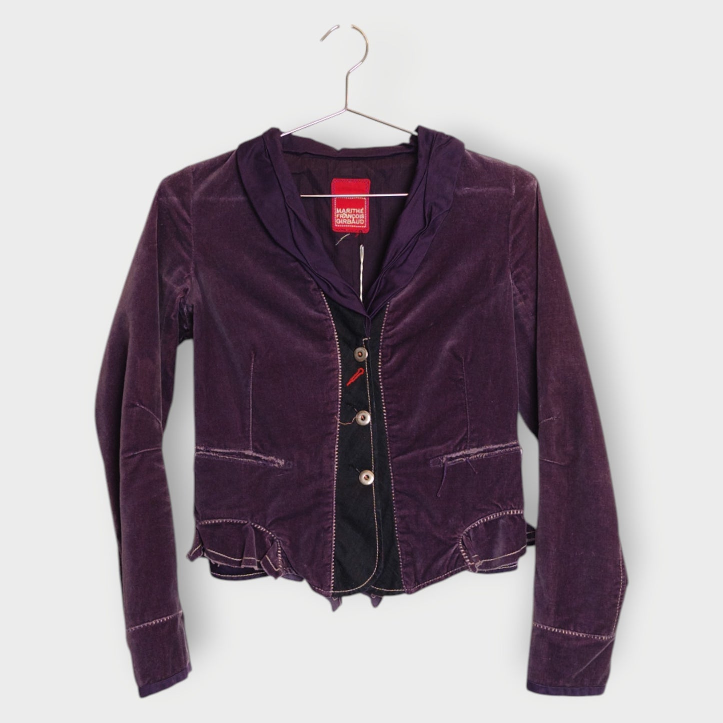Velour Fitted Contrast Stitch