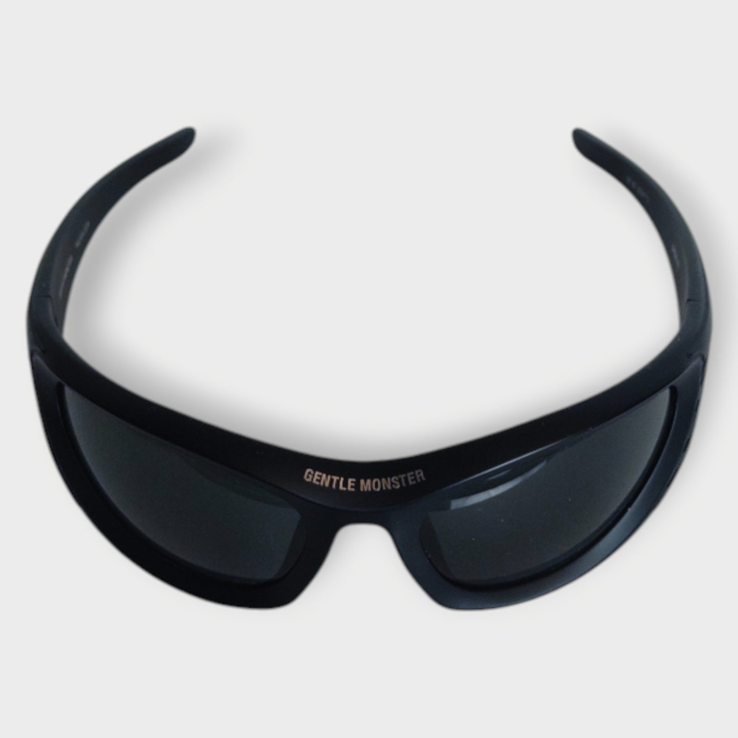 Black Spiral 02 Sunglasses & Case