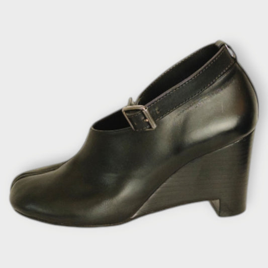 Wedge Tabi