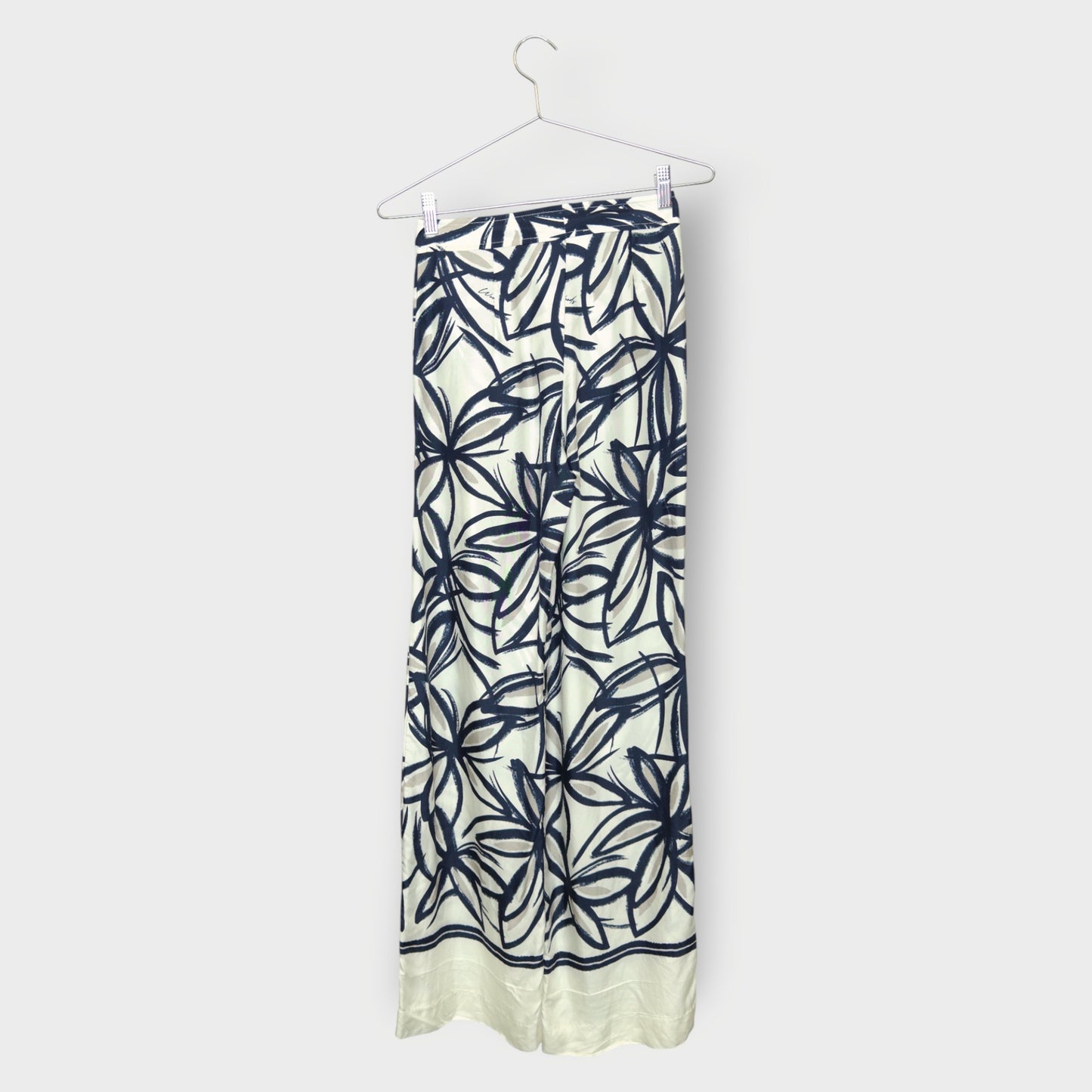 Floral Silk Charisma Pants