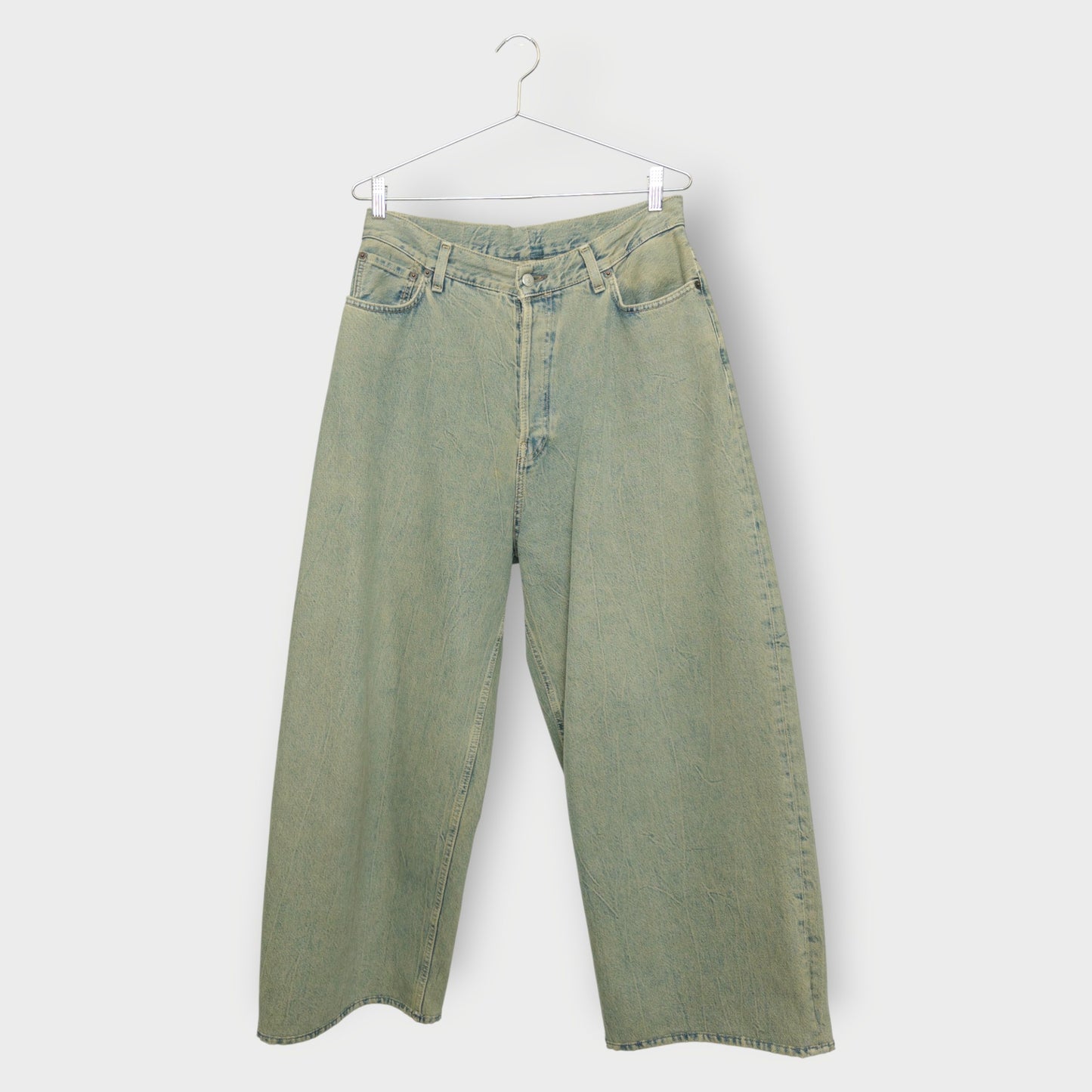Faded Delta Wide Leg Jean