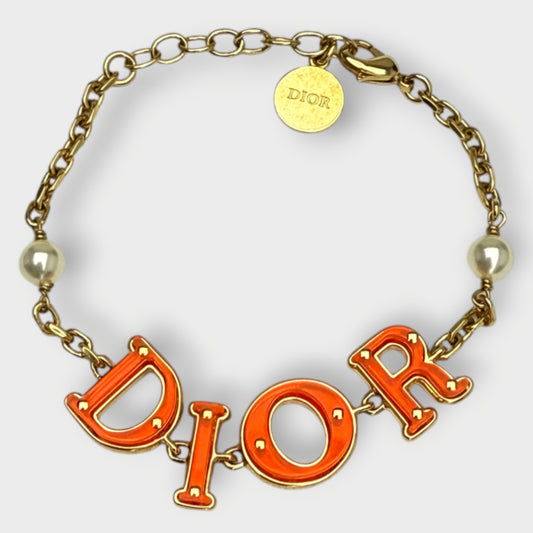 Dio(r)evolution Resin Pearl Bracelet