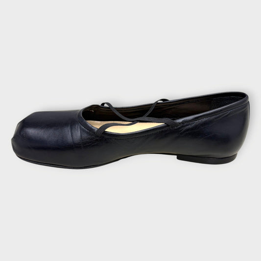 Leather Cross Pointe Ballet