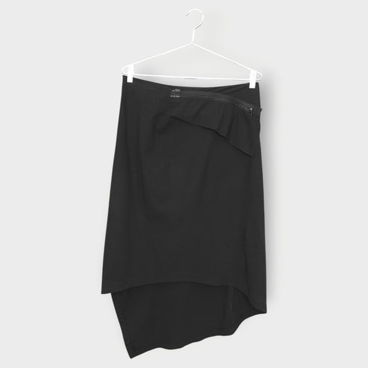 Pocket Detail Asymmetric Skirt