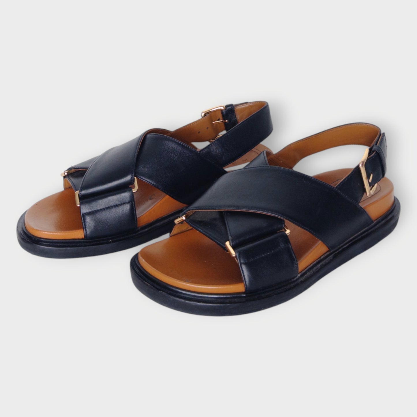 Leather Fussbett Cross Sandal