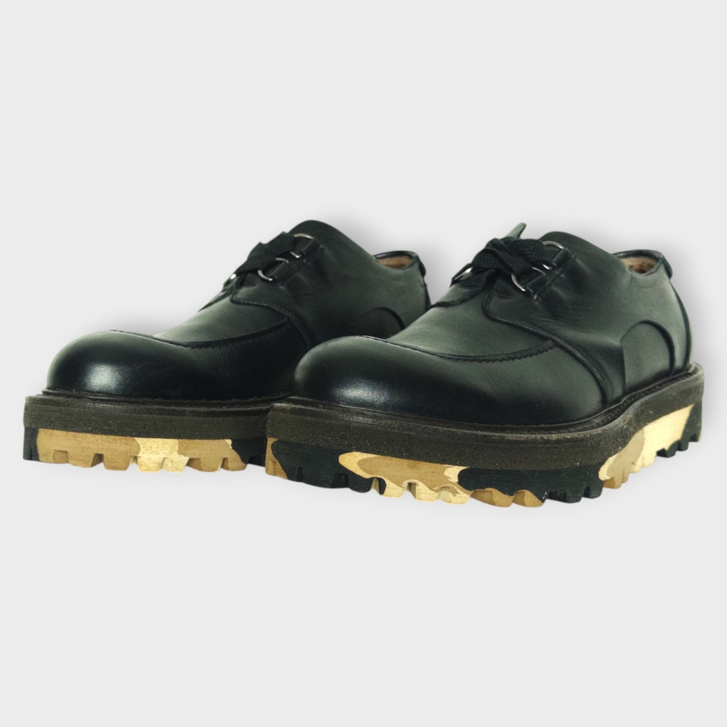 Leather Camo Sole Derby Shoe