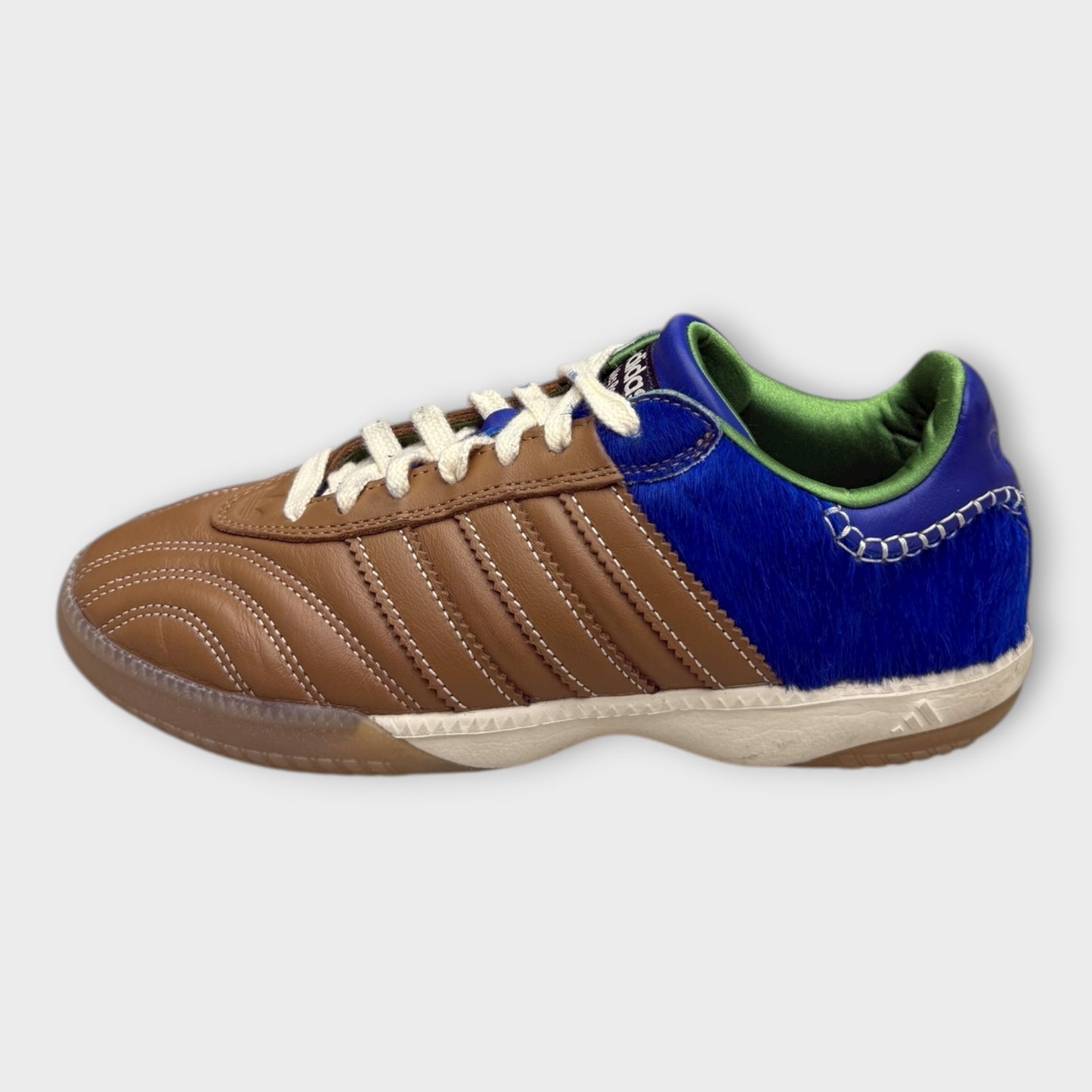 Samba Millennium Sneaker