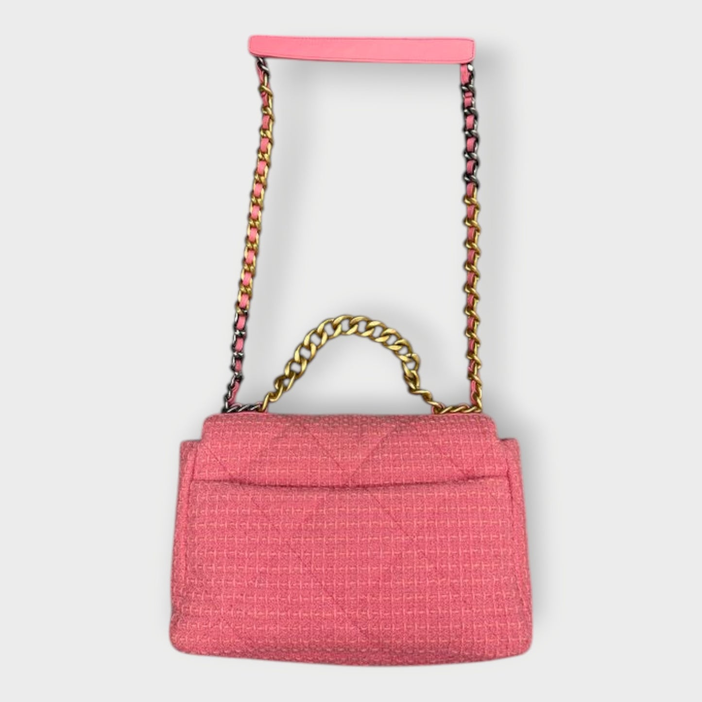 Tweed 19 Gold Chain Flap Bag