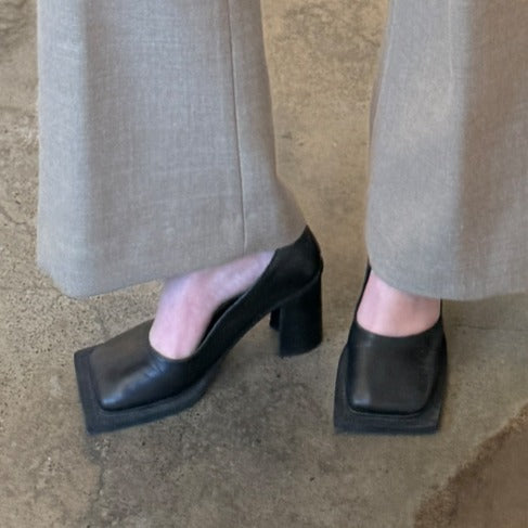 Howl Leather Pumps