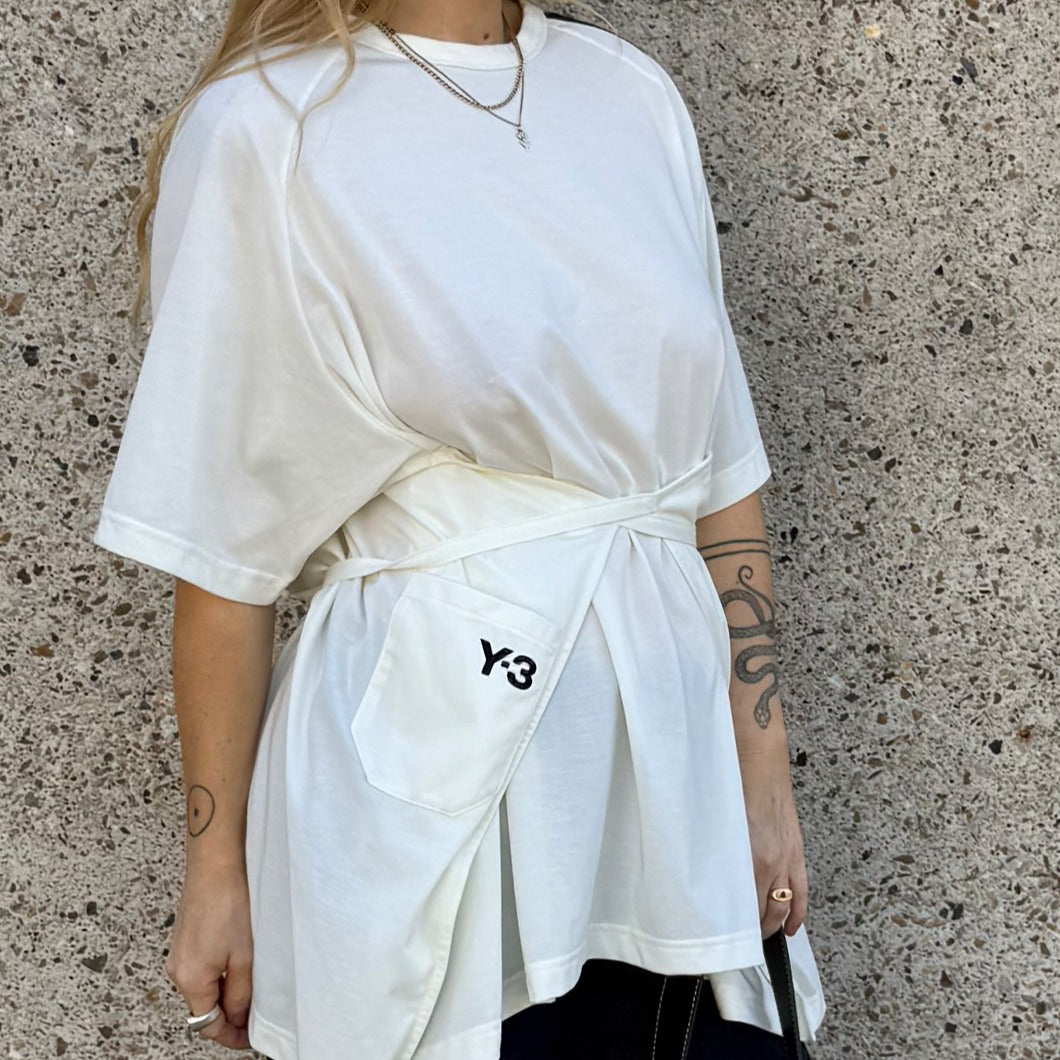 Sail Closure Wrap Tee