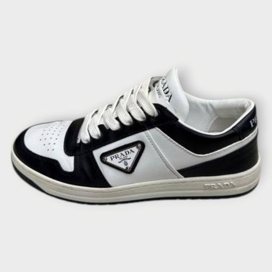 Downtown Leather Sneaker